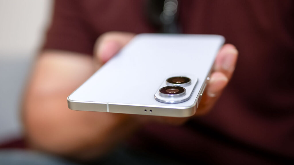 Обзор Samsung Galaxy S25 Edge: самый тонкий флагман с полным набором премиум-функций