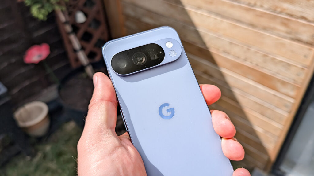 Google Pixel 11 в России: связь, eSIM, 5G и гарантия