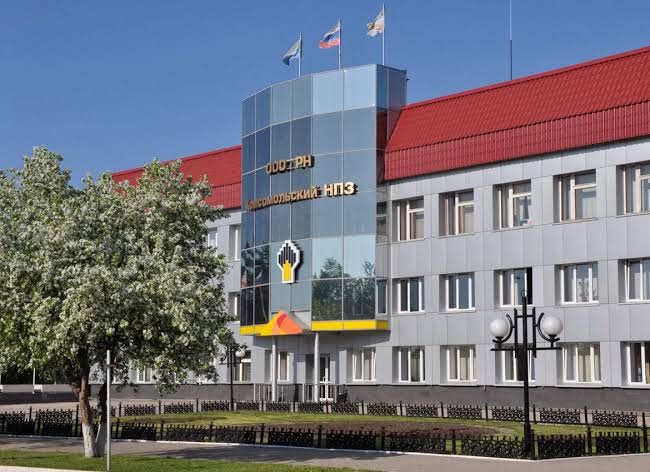 Пожар на Комсомольском НПЗ: что произошло и при чём тут БПЛА Пожар на Комсомольском НПЗ: что произошло и при чём тут БПЛА