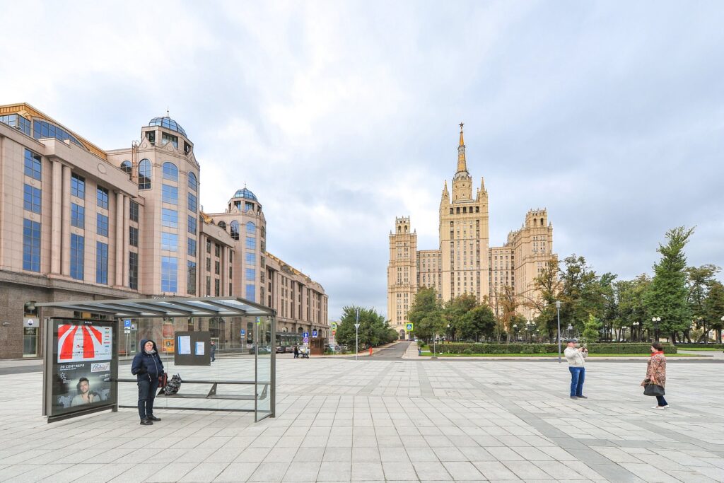 Взрыв на Кудринской площади признали терактом: как бомба оказалась у ресторана и кого могли атаковать