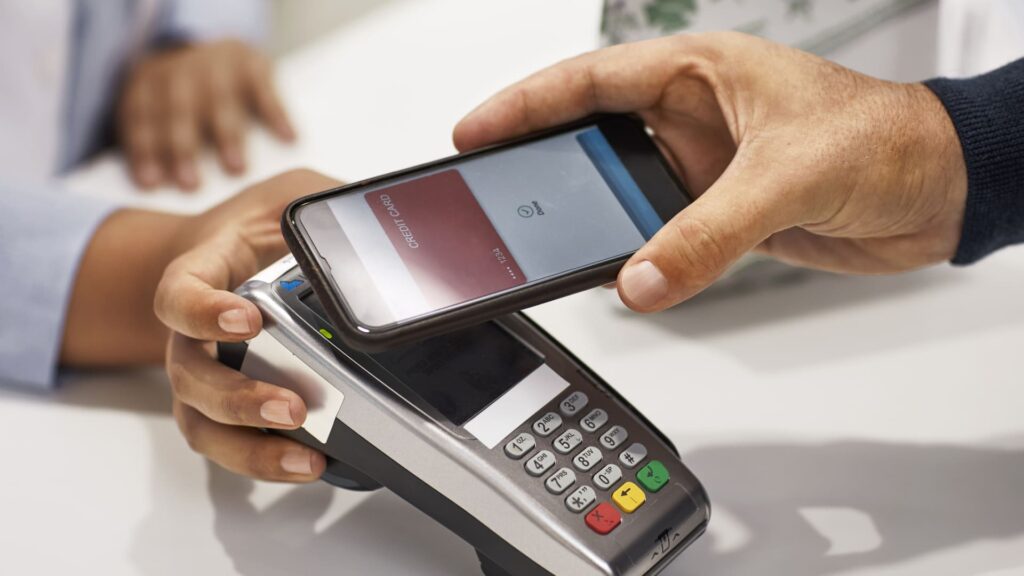 Walmart начал принимать Apple Pay, Google Pay и Samsung Pay: где работает оплата