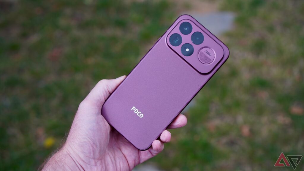 POCO F9 Ultra против F8 Ultra: что изменилось и стоит ли переплачивать